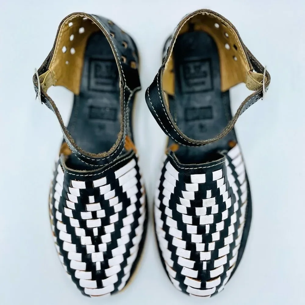 Handmade Black and White Strap Huaraches - Picture 6 of 7